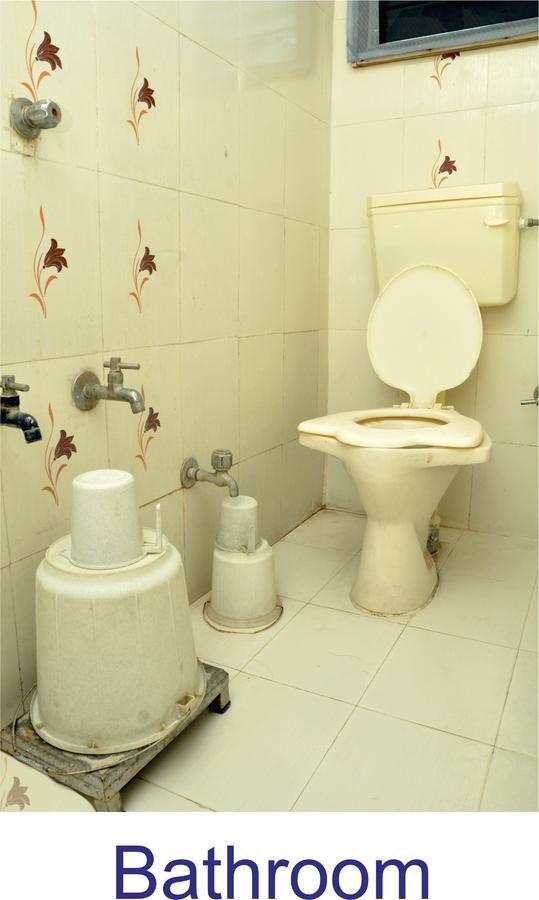 Hotel Baba Rajkot Extérieur photo