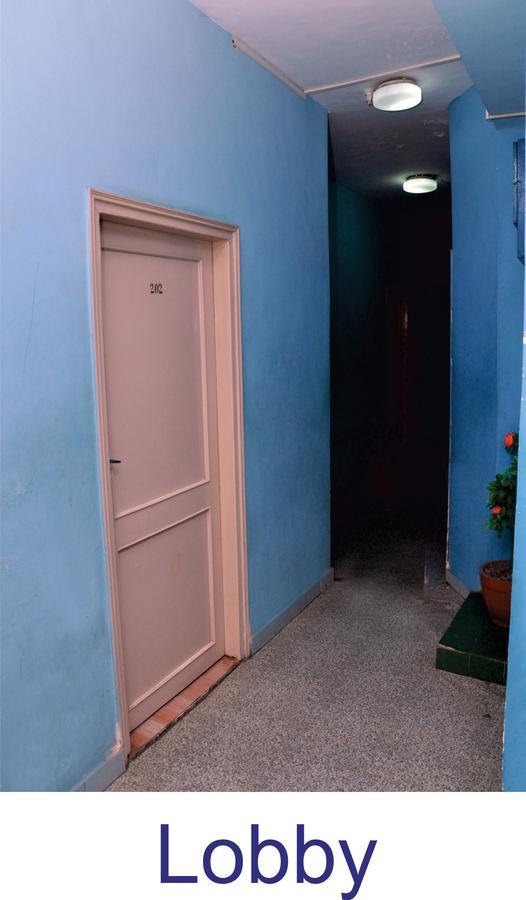 Hotel Baba Rajkot Extérieur photo